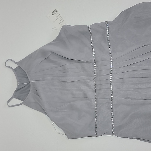 Jenny Packham Women's Chiffon, Platinum Blue Dress/Size 18. - Picture 9 of 13